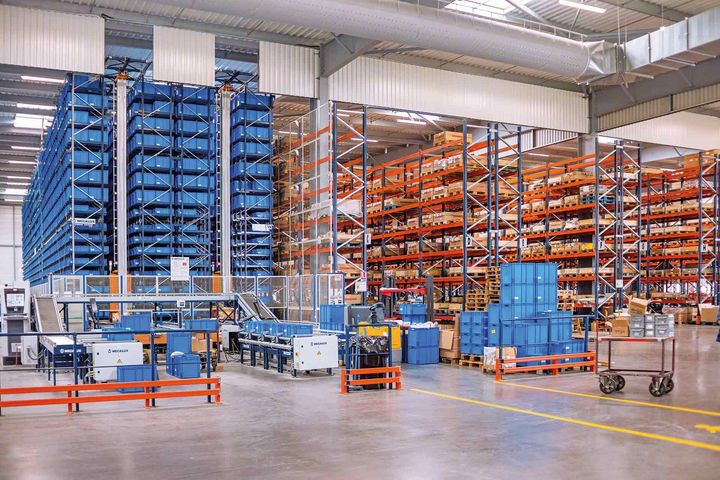 How Automated Storage and Retrieval Systems Improve Warehouse Efficiency and Accuracy